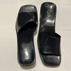 Qupid PVC Black Mules